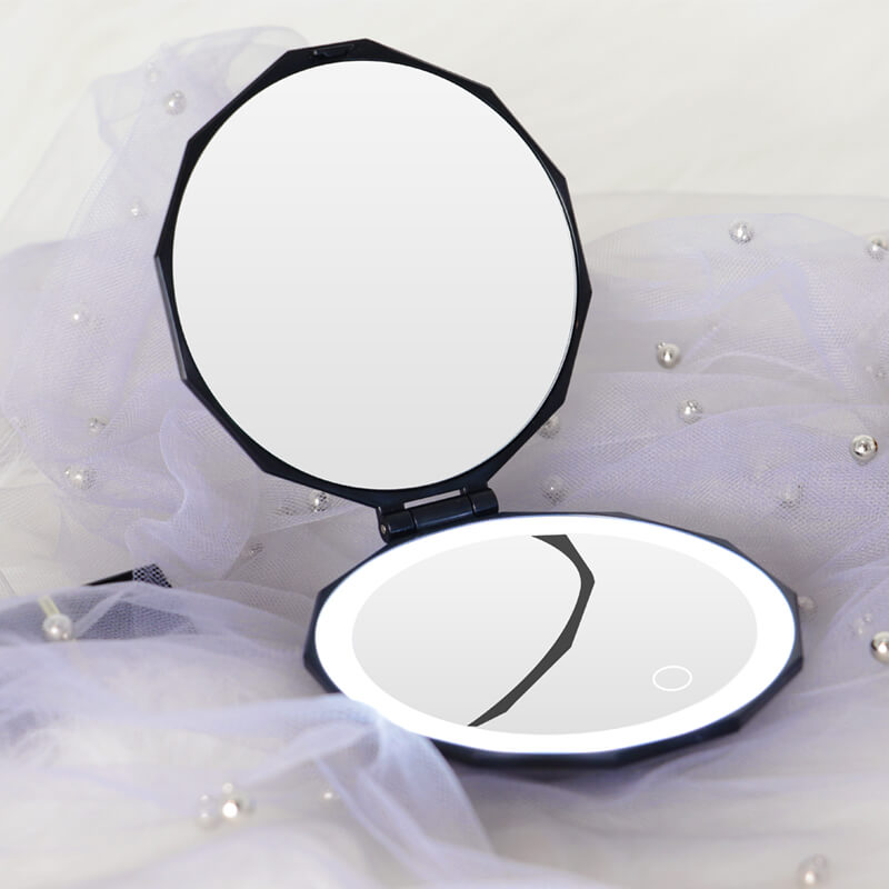 RM369 LED-beleuchteter Reise-Make-up-Spiegel